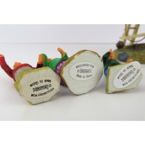 Lemax Steven’s Hideout Treehouse Village Collection w/ Kids Figures & Treehouse - Picture 12 of 16